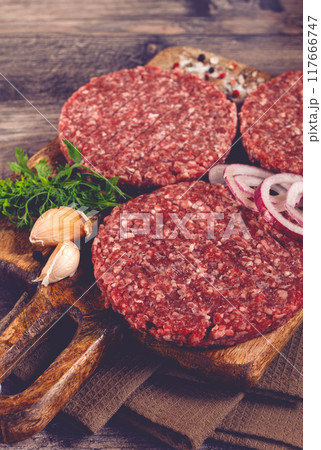 raw cutlets, for burgers, minced meat, handmade, homemade, with spices , top view, no people, 117666747