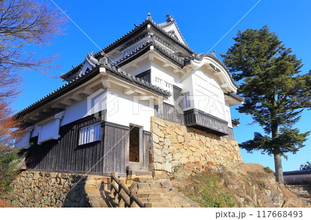 【岡山県】備中松山城(現存天守) 【岡山県】備中松山城(現存天守) 117668493