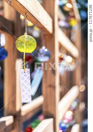 夏の熊野神社(熊野大社) 風鈴の飾り「かなで」 山形県南陽市 夏の熊野神社(熊野大社) 風鈴の飾り「かなで」 山形県南陽市 117671286