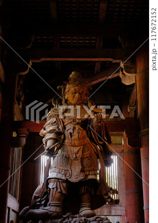 東大寺大仏殿の広目天 東大寺大仏殿の広目天 117672152