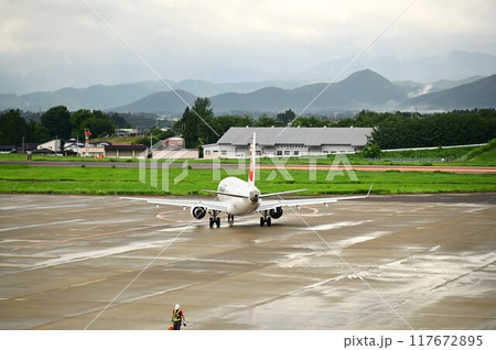 雨上がりのいわて花巻空港 雨上がりのいわて花巻空港 117672895