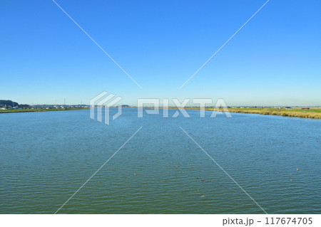 JR東日本、鹿島線佐原駅から鹿島神宮駅までの車窓風景(2022年冬) 117674705