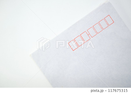 封筒のシンプルなイメージ素材 117675315