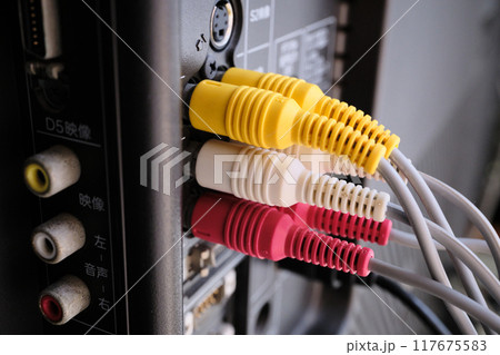 テレビのアナログ入力のイメージ素材 117675583
