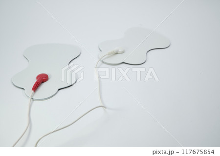 電気治療のイメージ素材 電気治療のイメージ素材 117675854