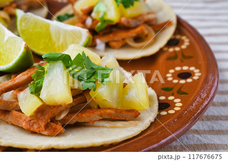 タコス・アル・パストール Tacos al pastor (メキシコ料理) タコス・アル・パストール Tacos al pastor (メキシコ料理) 117676675