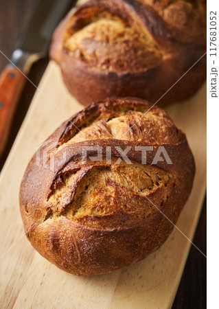 ライ麦パン 117681052