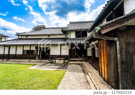 【重要伝統的建造物群保存地区】富田林　寺内町　旧杉山家住宅　角屋とカマヤ2　大阪府富田林市 117683258
