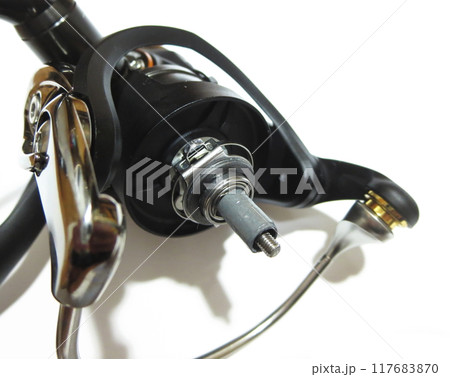 ルアーフィッシングで使うスピニングリールを分解メンテナンス 117683870