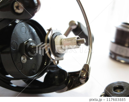 ルアーフィッシングで使うスピニングリールを分解メンテナンス 117683885