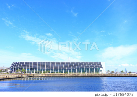 愛知県名古屋市、ポートメッセなごや新第1展示館の風景 117684078