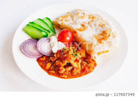 カレーとローティーのワンプレート 117687349