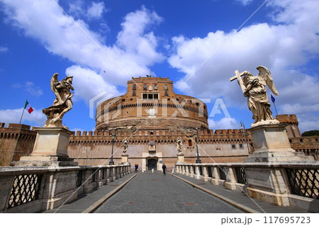 サンタンジェロ城とサンタンジェロ橋 117695723
