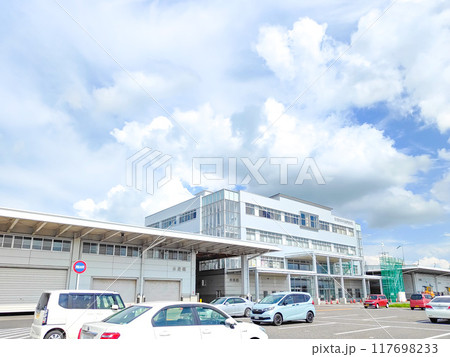 新潟市中央卸売市場　中央棟 117698233