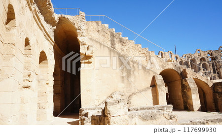 エル・ジェム円形闘技場の景色【チュニジア】 117699930
