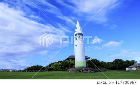 三浦半島の三浦市城ヶ島の夏 117700967