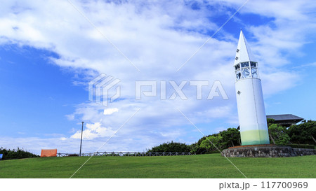 三浦半島の三浦市城ヶ島の夏 117700969