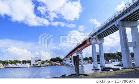 三浦半島の三浦市城ヶ島の夏 117700977