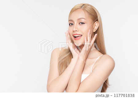 Beautiful young asian woman with clean fresh skin on white background, Face care, Facial treatment, Cosmetology, beauty and spa, Asian women portrait. Beautiful young asian woman with clean fresh skin on white background, Face care, Facial treatment, Cosmetology, beauty and spa, Asian women portrait. 117701838