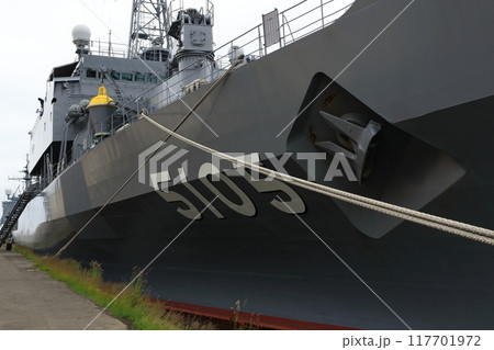 小樽港停泊の海洋観測艦「にちなん」 小樽港停泊の海洋観測艦「にちなん」 117701972