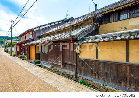 奈良県 高取町の町並み 奈良県 高取町の町並み 117709092