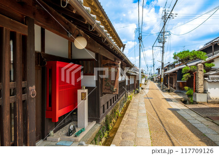 奈良県 高取町の町並み 奈良県 高取町の町並み 117709126