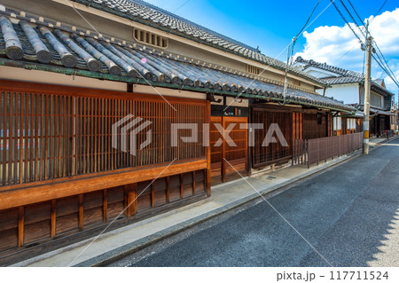 奈良県　橿原市　八木の町並み 117711524