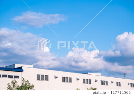 青空と工場 青空と工場 117711566