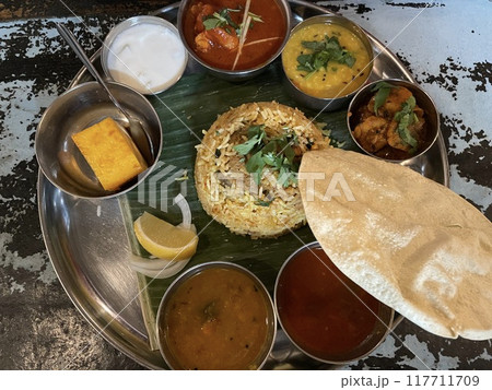 南インド料理ミールス ビリヤニ カレー 南インド料理ミールス ビリヤニ カレー 117711709