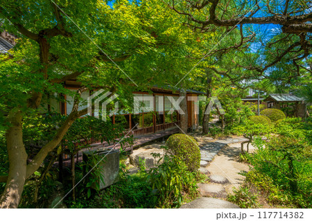 愛知県　西尾市　尚古荘庭園 117714382