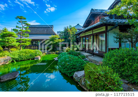 滋賀県　東近江市　五個荘金堂の町並み 117715515