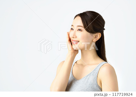 30代女性のビューティーイメージ 30代女性のビューティーイメージ 117719924