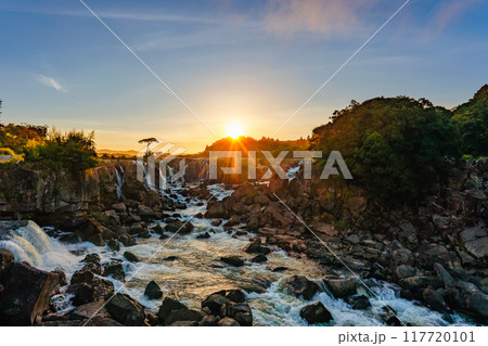 曽木の滝　日の出とマジックアワー 117720101