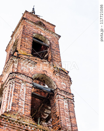 ruined tower of Church of St Nicholas Wonderworker 117721086