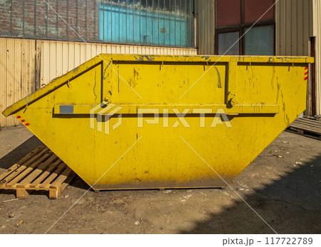 Yellow Skip 117722789
