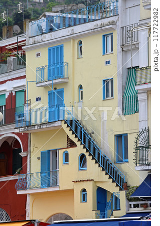 Houses Capri 117722982