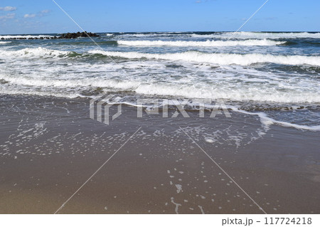 庄内浜の荒波 日本海 117724218