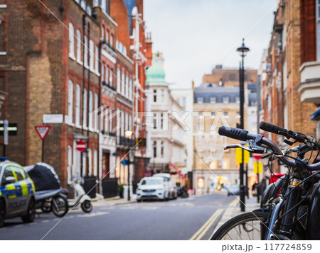 ロンドンの街角　クリフォード・ストリート 117724859