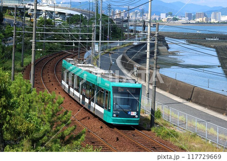 【広島電鉄】5000形〜GREEN MOVER〜と瀬戸内海(宮島線:地御前〜阿品東) 【広島電鉄】5000形〜GREEN MOVER〜と瀬戸内海(宮島線:地御前〜阿品東) 117729669