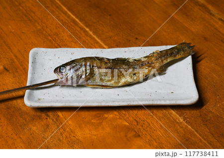 ニジマスの塩焼き ニジマスの塩焼き 117738411