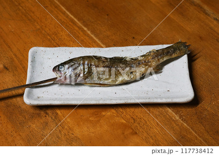 ニジマスの塩焼き ニジマスの塩焼き 117738412