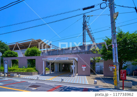 東京都大田区田園調布の東急電鉄 多摩川駅西口を見る 117738962