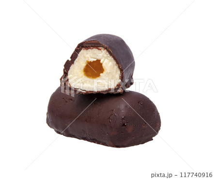 Chocolate glazed cheese with caramel isolated on the white 117740916