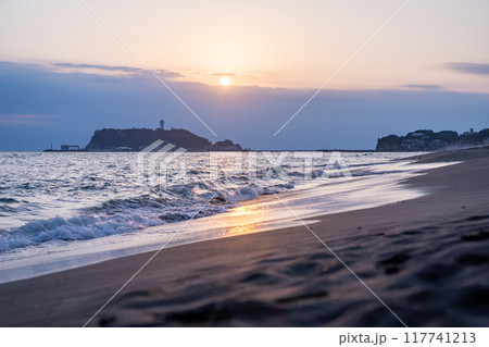 江ノ島 富士山 夕暮れ 夕焼け 【神奈川県】 江ノ島 富士山 夕暮れ 夕焼け 【神奈川県】 117741213