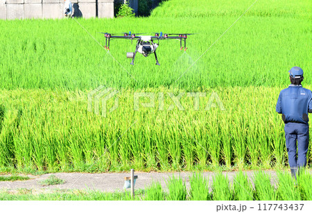農業用ドローンによる農薬散布 117743437