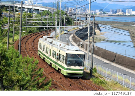 【広島電鉄】3900形〜ぐりーんらいなー〜と瀬戸内海（宮島線：地御前〜阿品東） 117749137