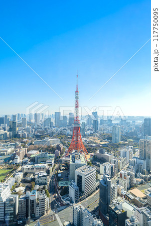 虎ノ門ヒルズ 展望台から見た快晴の東京の街並み 117750095
