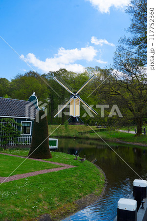 skyline of old town Arnhem 117752360