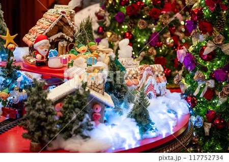 クリスマスオーナメントのイメージ写真 クリスマスオーナメントのイメージ写真 117752734