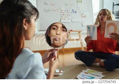 Playing Educational Games in Classroom with Enthusiasm Playing Educational Games in Classroom with Enthusiasm 117754745